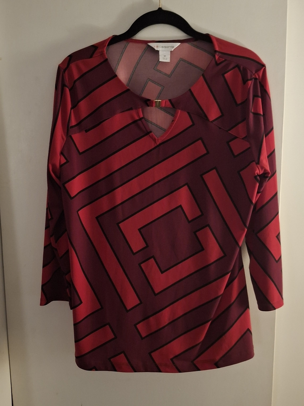 Liz Claiborne Women's Burgundy and Red Geometric Keyhole Tunic